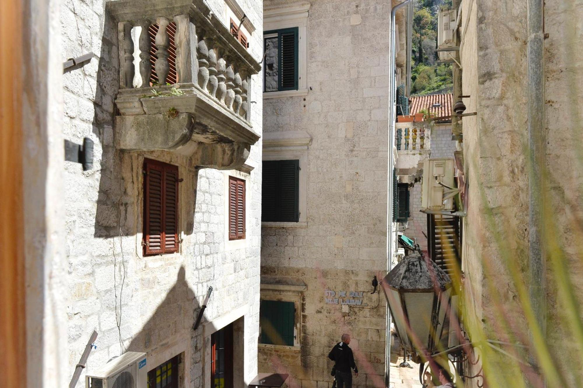 Charming Apartment In Kotor Exterior photo